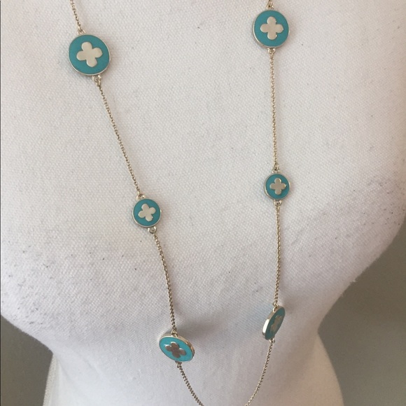 Teal Quatrefoil Long Necklace - Picture 2 of 3